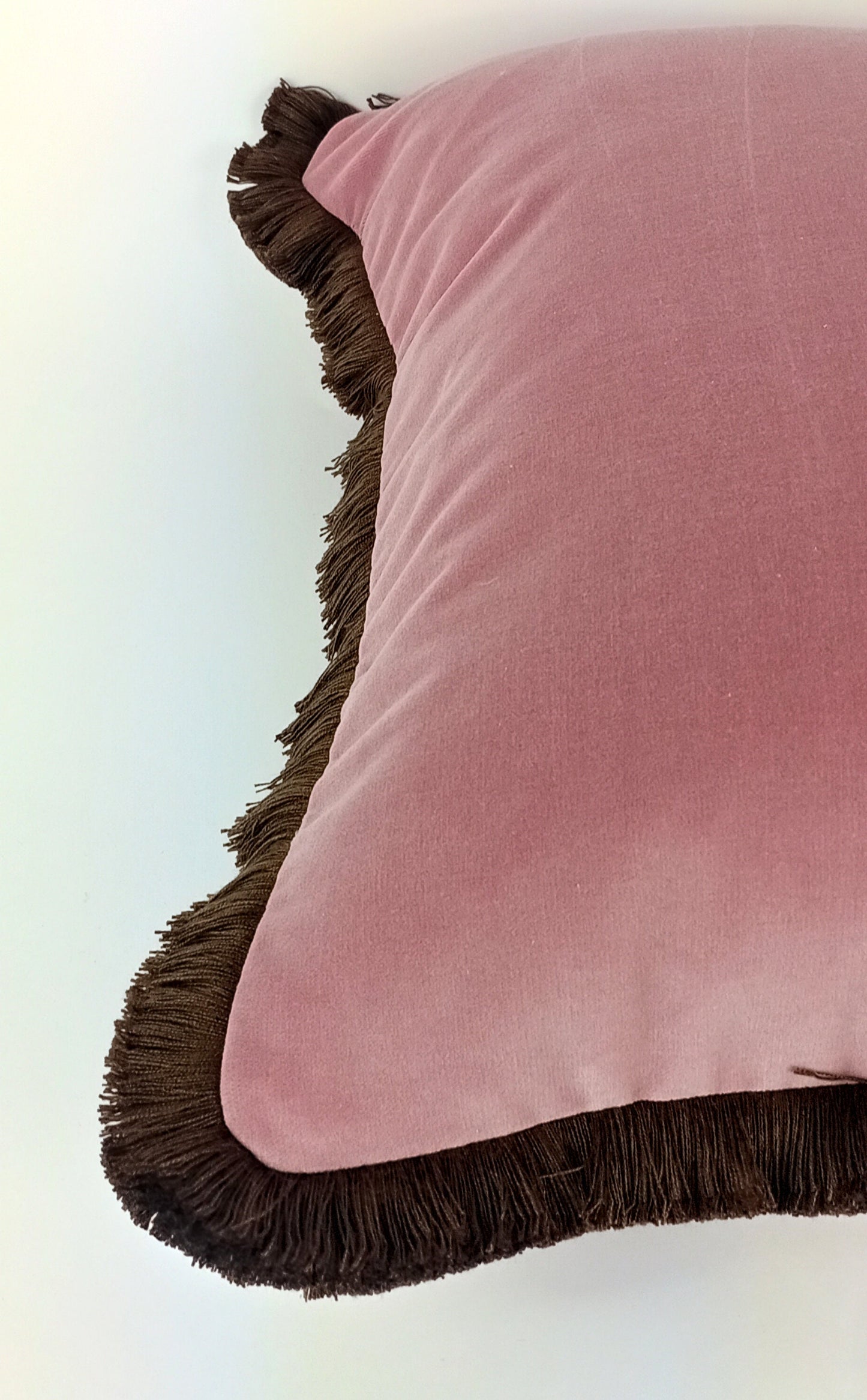 pink velvet brush fringed pillow, pink velvet cushion, pink and brown pillow, pink finged pillow, pink brush fringe, pink velvet pillow