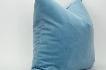 cornflower blue velvet pillow // blue velvet pillow // light blue velvet cushion