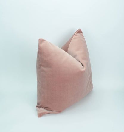 Dusty pink velvet pillow  // dusty pink velvet cushion // velvet pillow cover // pink velvet cushion