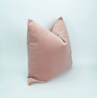 Dusty pink velvet pillow  // dusty pink velvet cushion // velvet pillow cover // pink velvet cushion