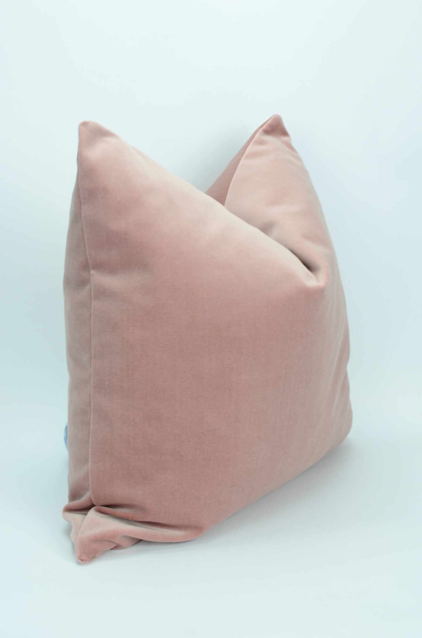 Dusty pink velvet pillow  // dusty pink velvet cushion // velvet pillow cover // pink velvet cushion