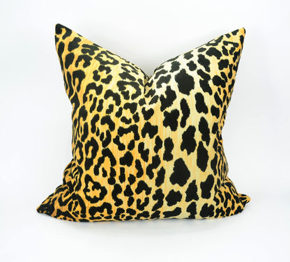 braemore jamil leopard pillow cover // leopard cushion cover // velvet leopard pillow // leopard print pillow cover