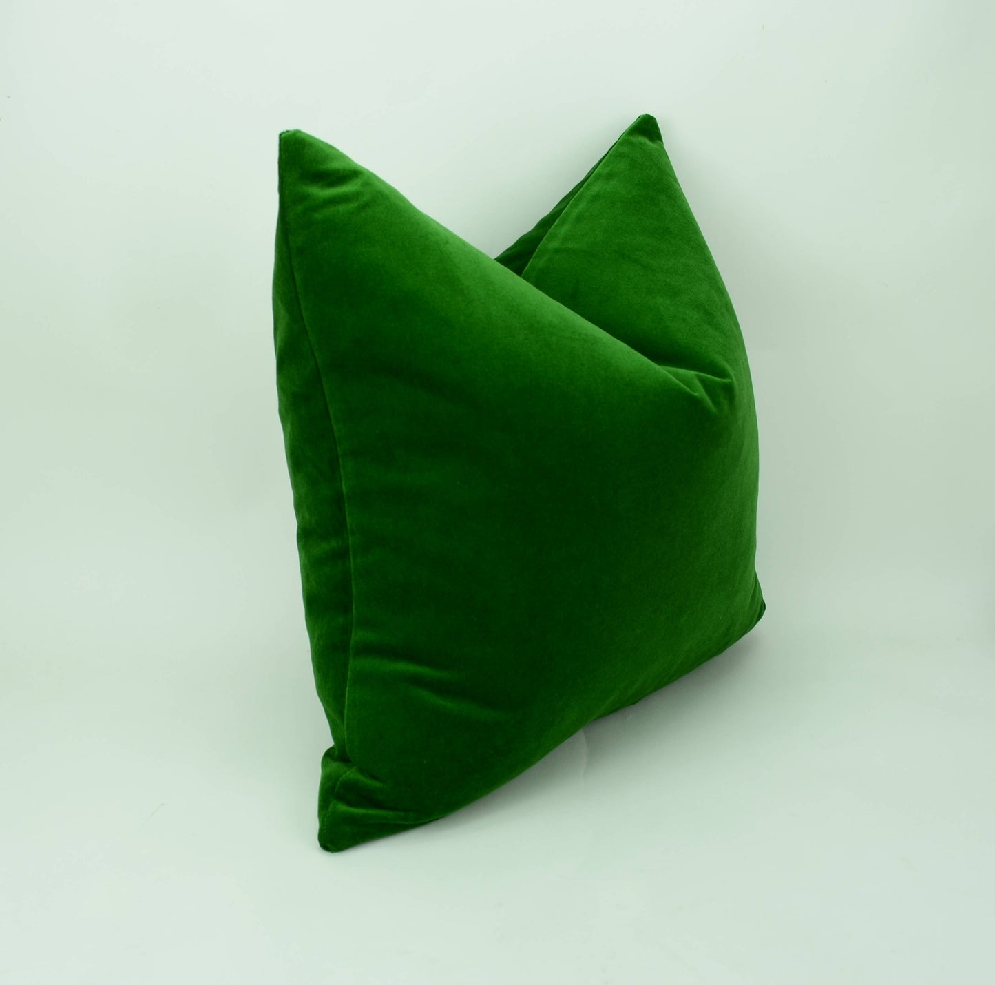 emerald green velvet pillow cover // emerald green velvet cushion // green velvet pillow // velvet pillow