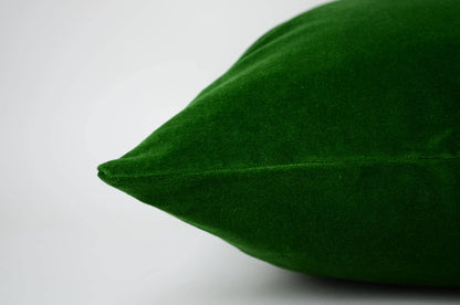 emerald green velvet pillow cover // emerald green velvet cushion // green velvet pillow // velvet pillow