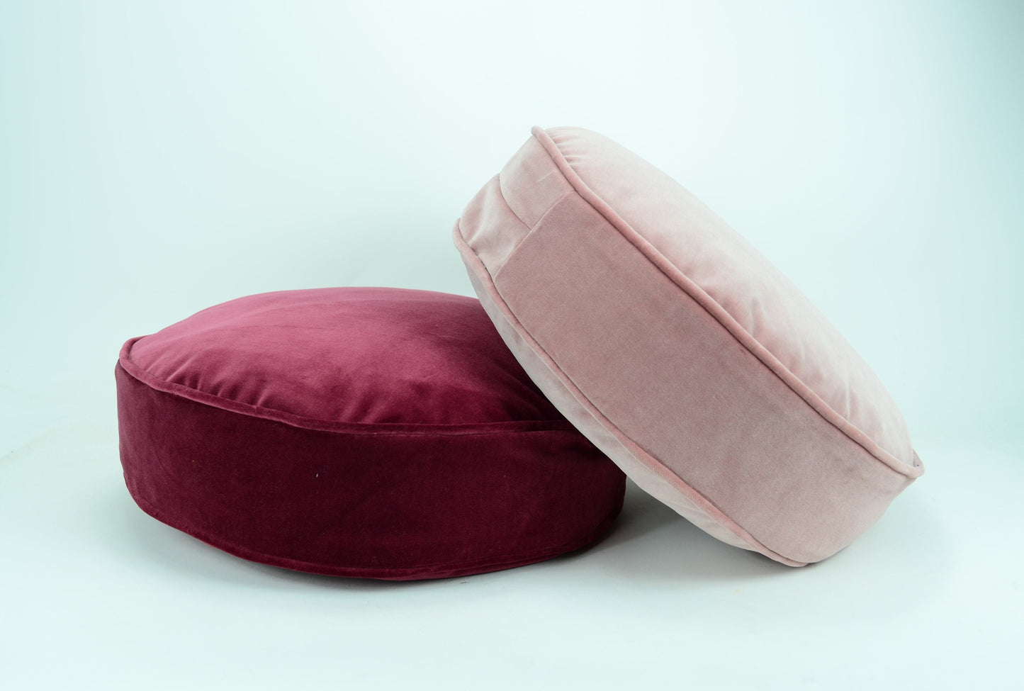 Round velvet cushion // round velvet floor pillow // round box pillow // pink round cushion // pink box cushion