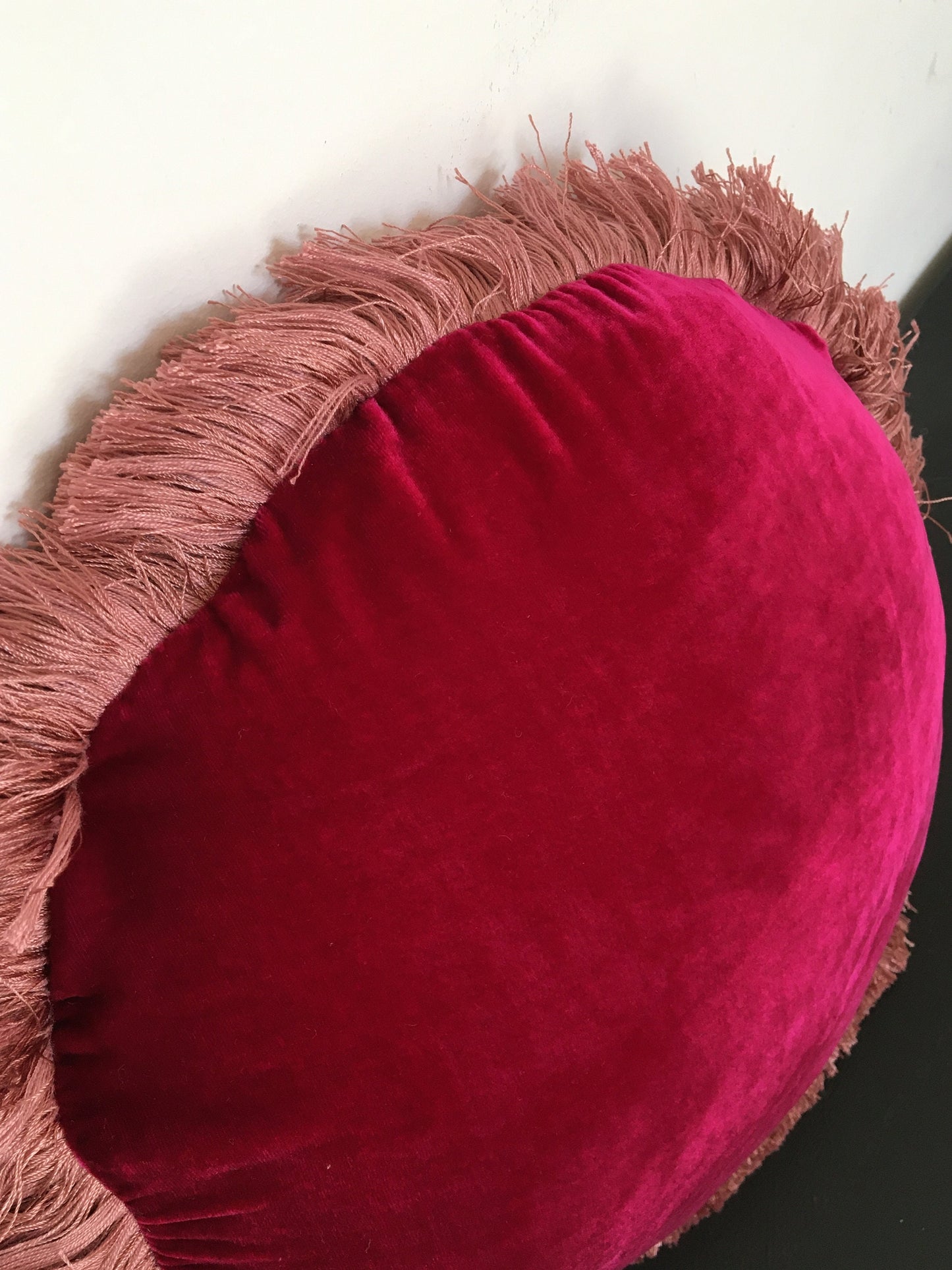 round velvet pillow // pink silk velvet pillow // silk velvet cushion