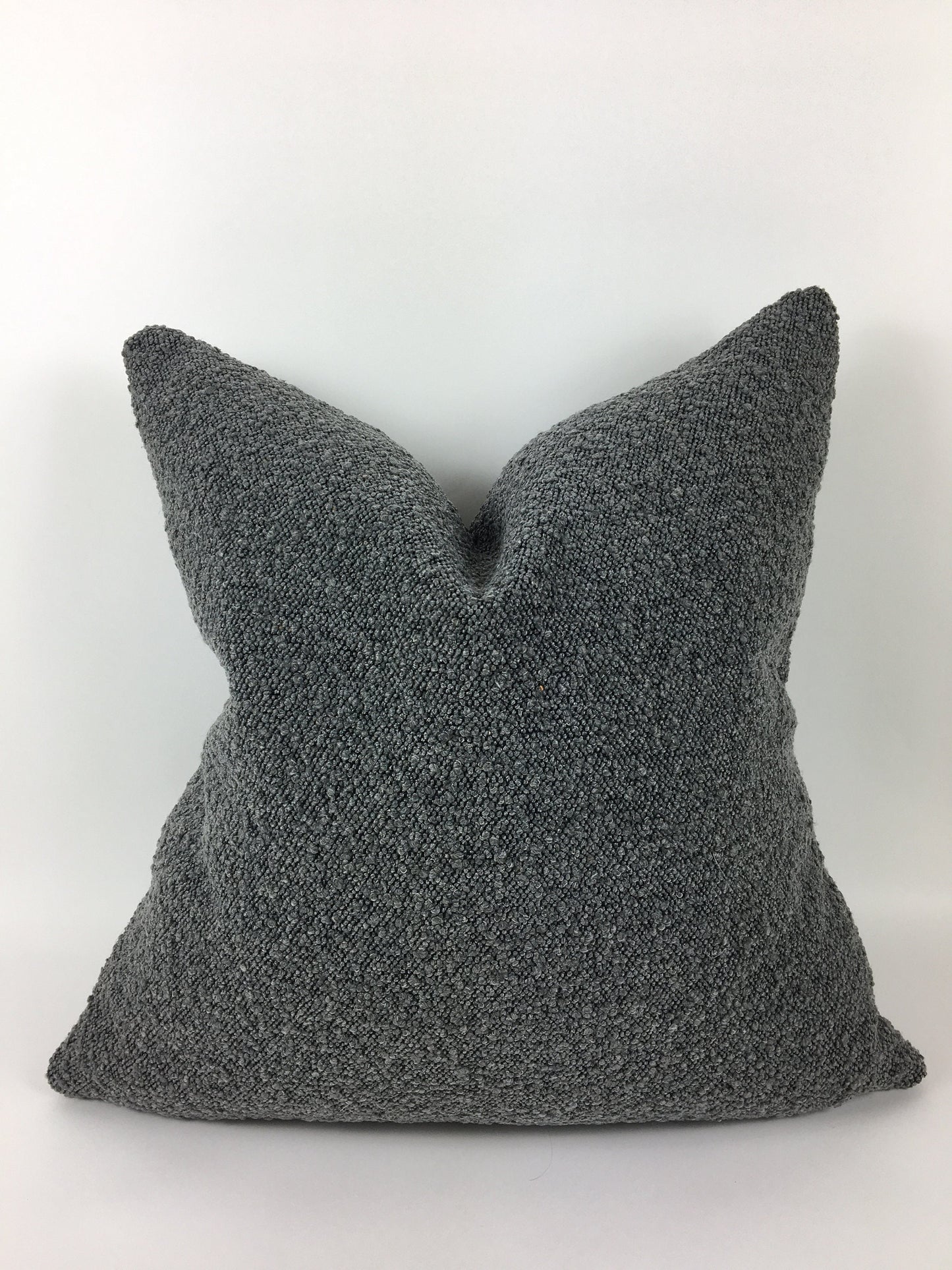 Bouche pillow // boule cushion // grey wool pillow