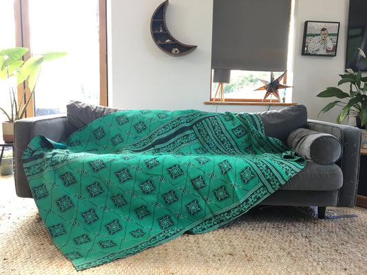 Kantha Quilt // kantha blanket // throw blanket