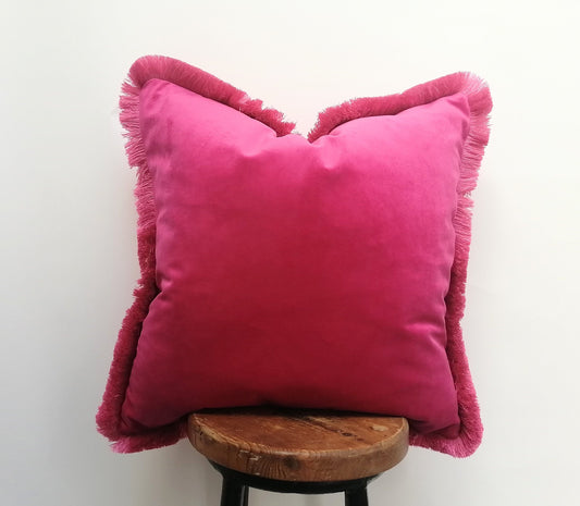 Hot pink velvet fringe pillow // bright pink velvet cushion // pink velvet fringe pillow cushion