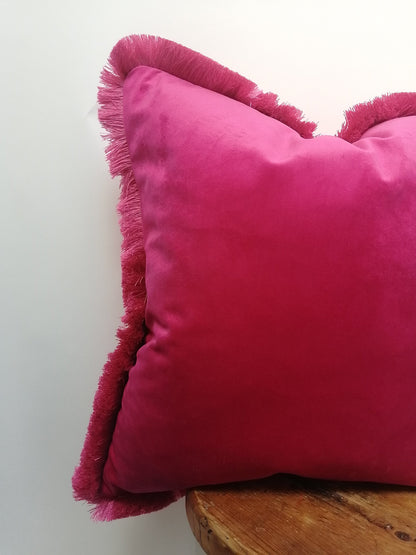 Hot pink velvet fringe pillow // bright pink velvet cushion // pink velvet fringe pillow cushion