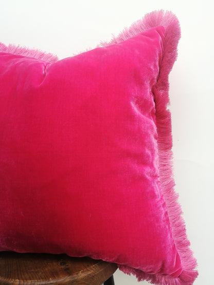 Hot pink silk velvet pillow // bright pink silk velvet cushion // pink velvet fringe pillow cushiom