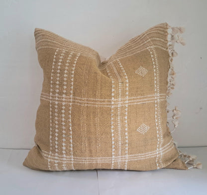 Bhujodi pillow cover, dark cream bhujodi cushion cover , Indian wool pillow, woven wool cushion. Beige wool pillow cover